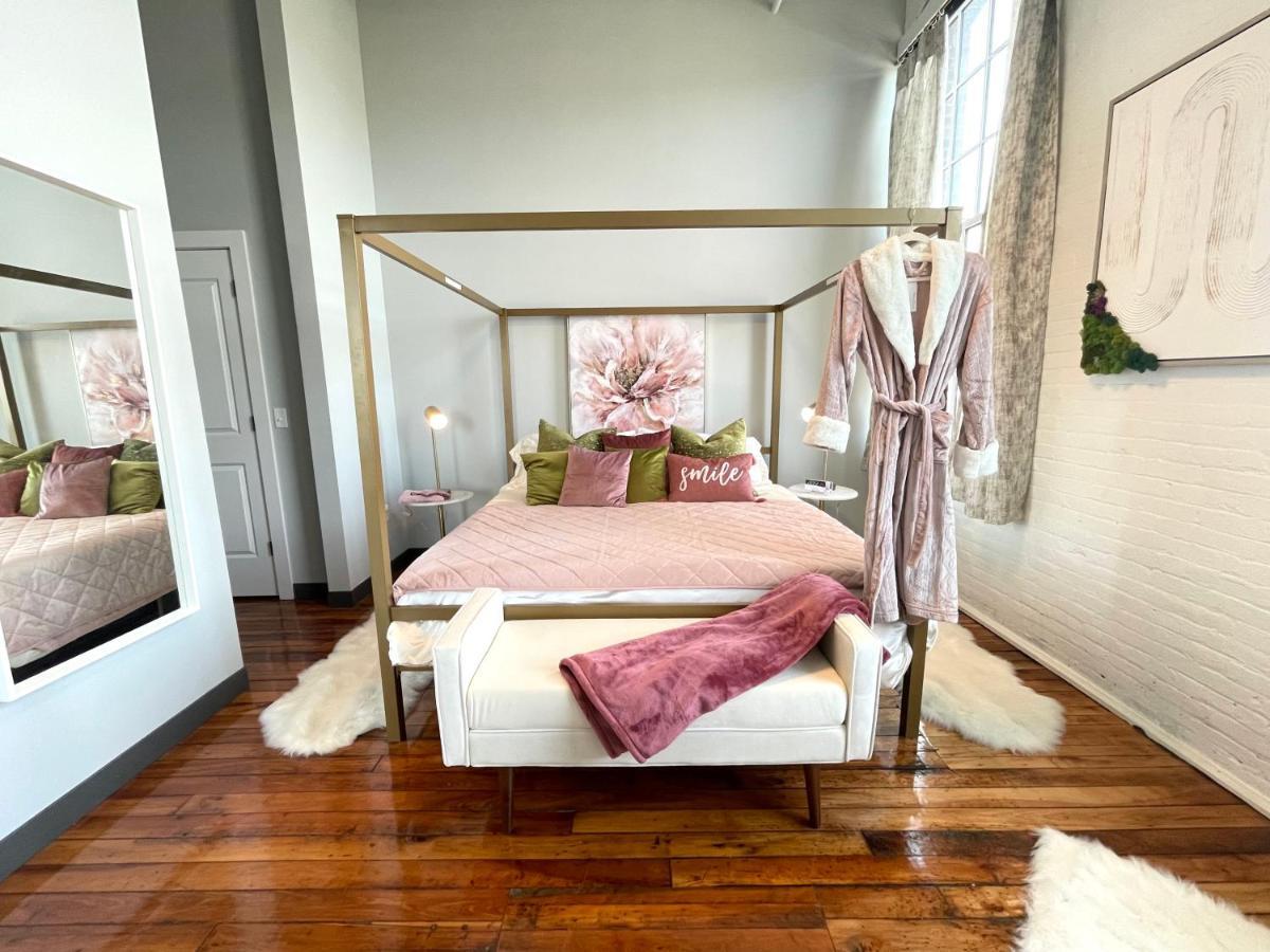 2Br 2Br Le Chateau 505 Lux Penthouse In A Historic Building Utica Exterior foto